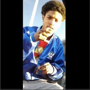 Meet your Posher, Deon